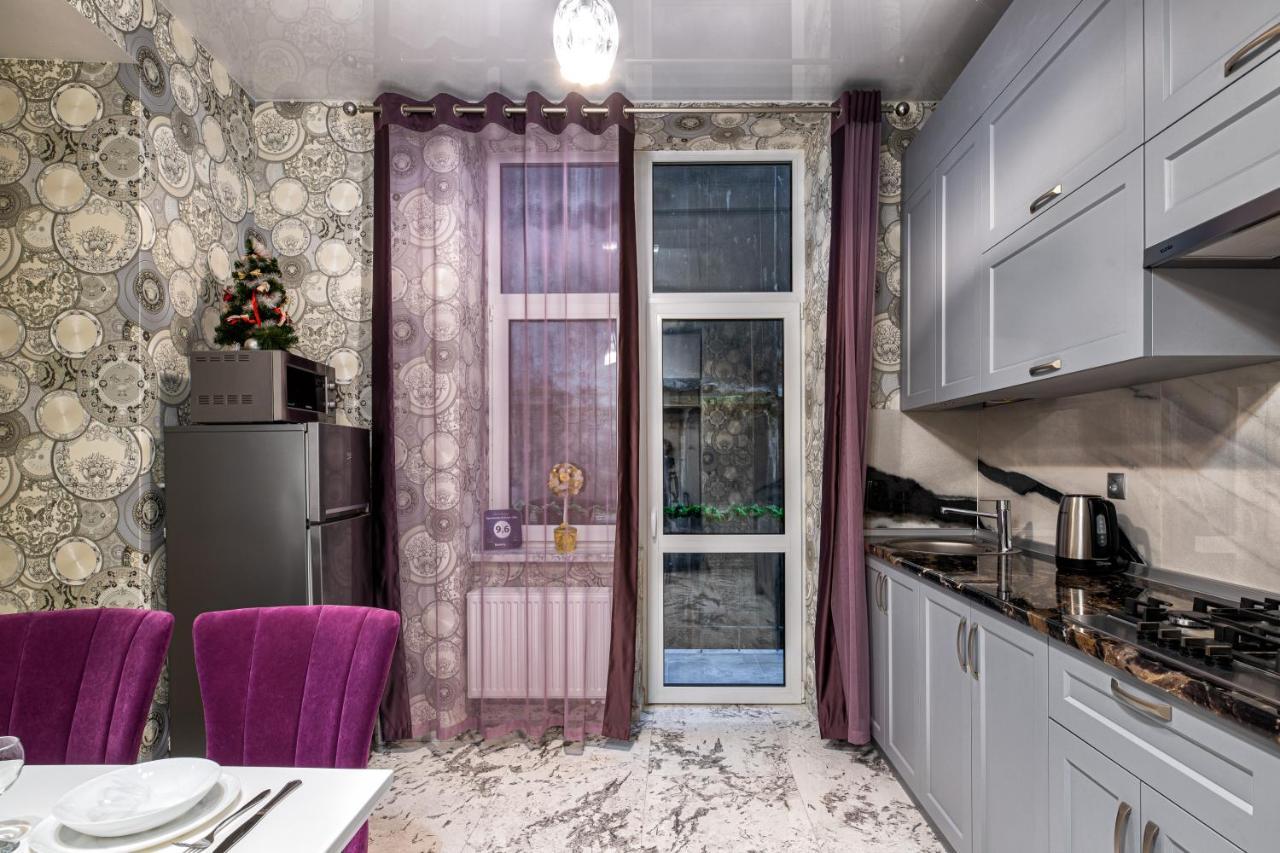 2 - Bedroom Apartments Galicia Lviv Bagian luar foto