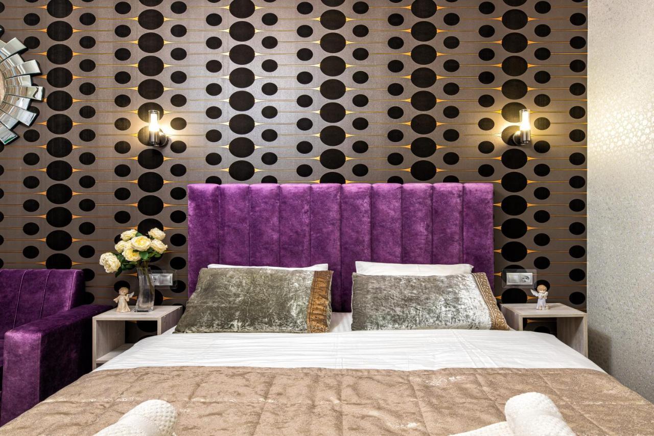 2 - Bedroom Apartments Galicia Lviv Bagian luar foto