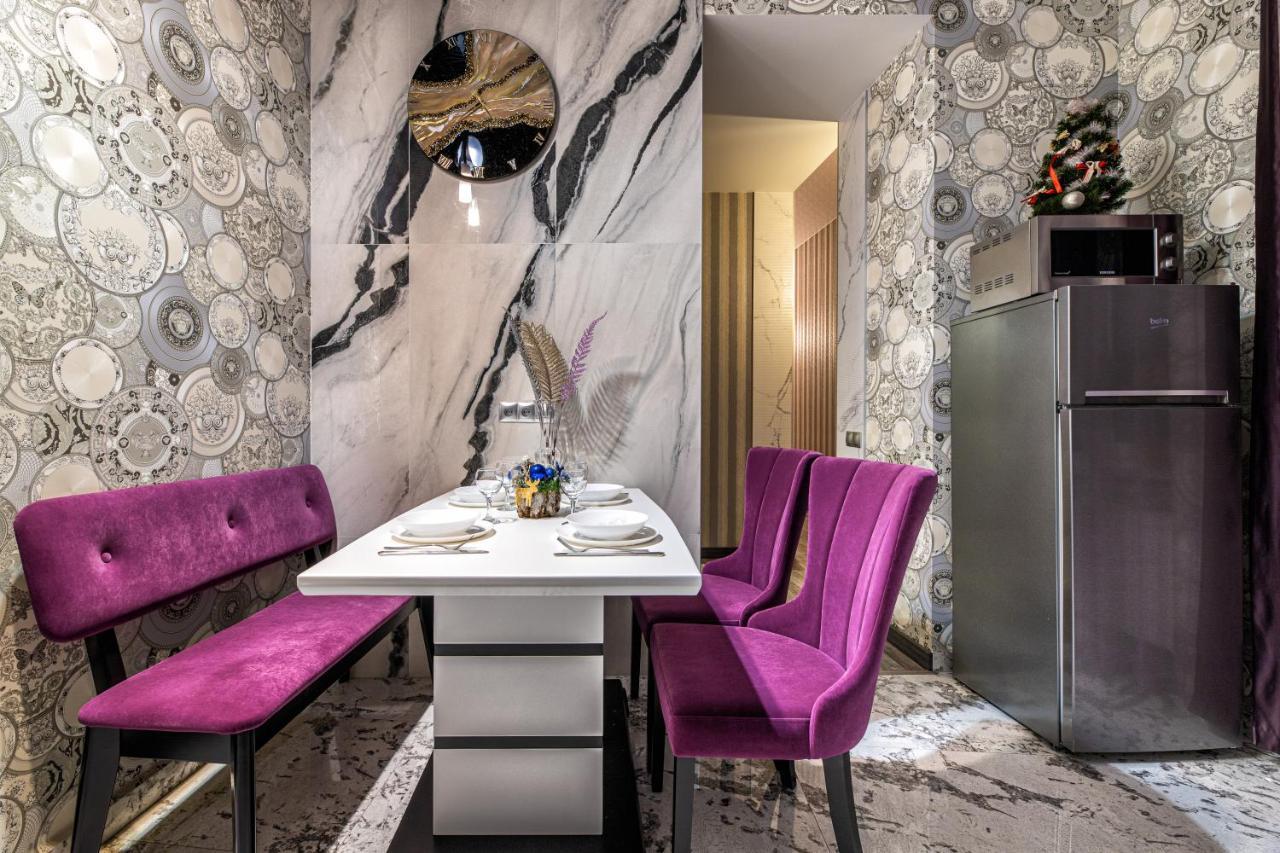 2 - Bedroom Apartments Galicia Lviv Bagian luar foto