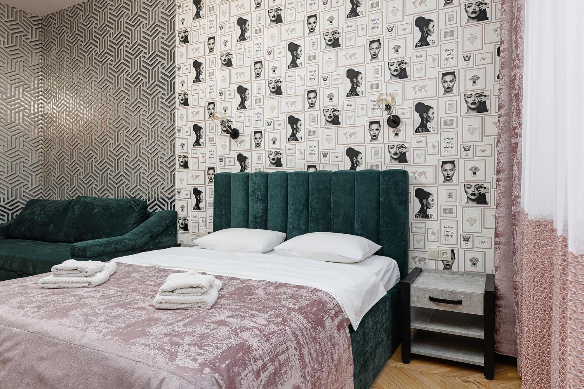 2 - Bedroom Apartments Galicia Lviv Bagian luar foto