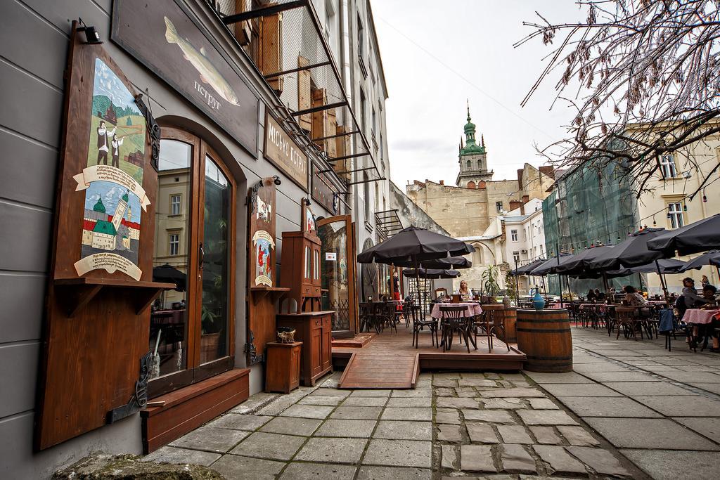 2 - Bedroom Apartments Galicia Lviv Bagian luar foto