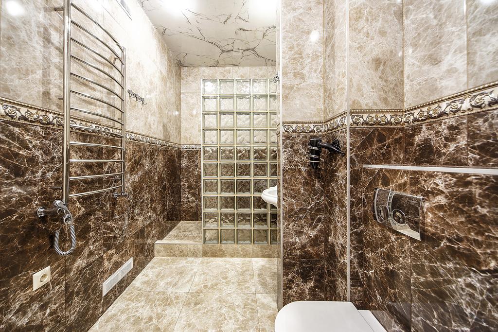 2 - Bedroom Apartments Galicia Lviv Bagian luar foto