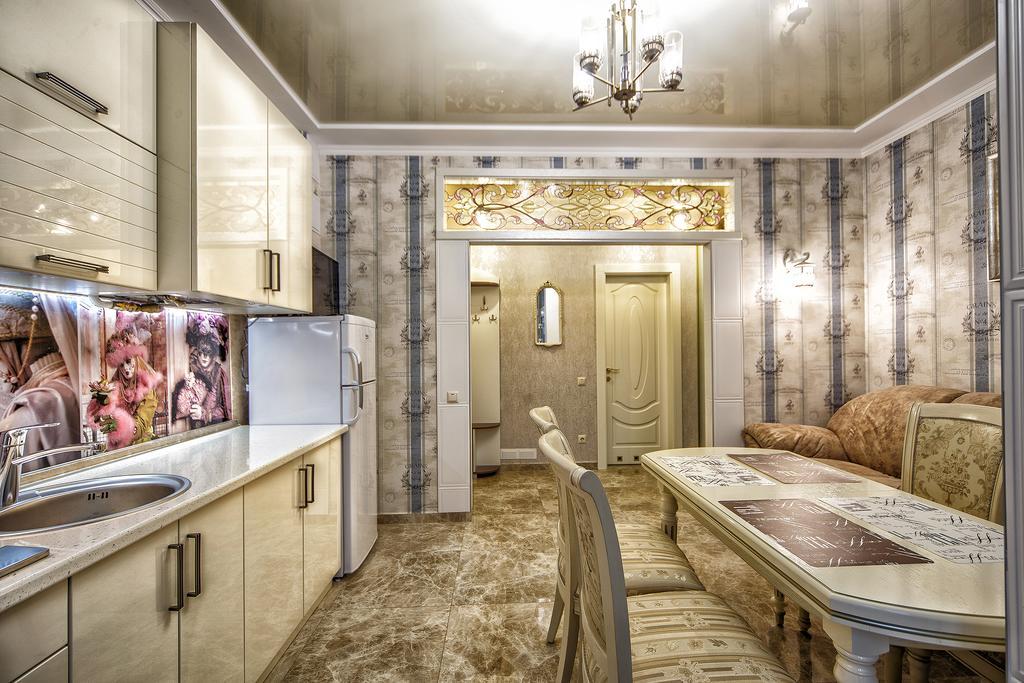 2 - Bedroom Apartments Galicia Lviv Bagian luar foto